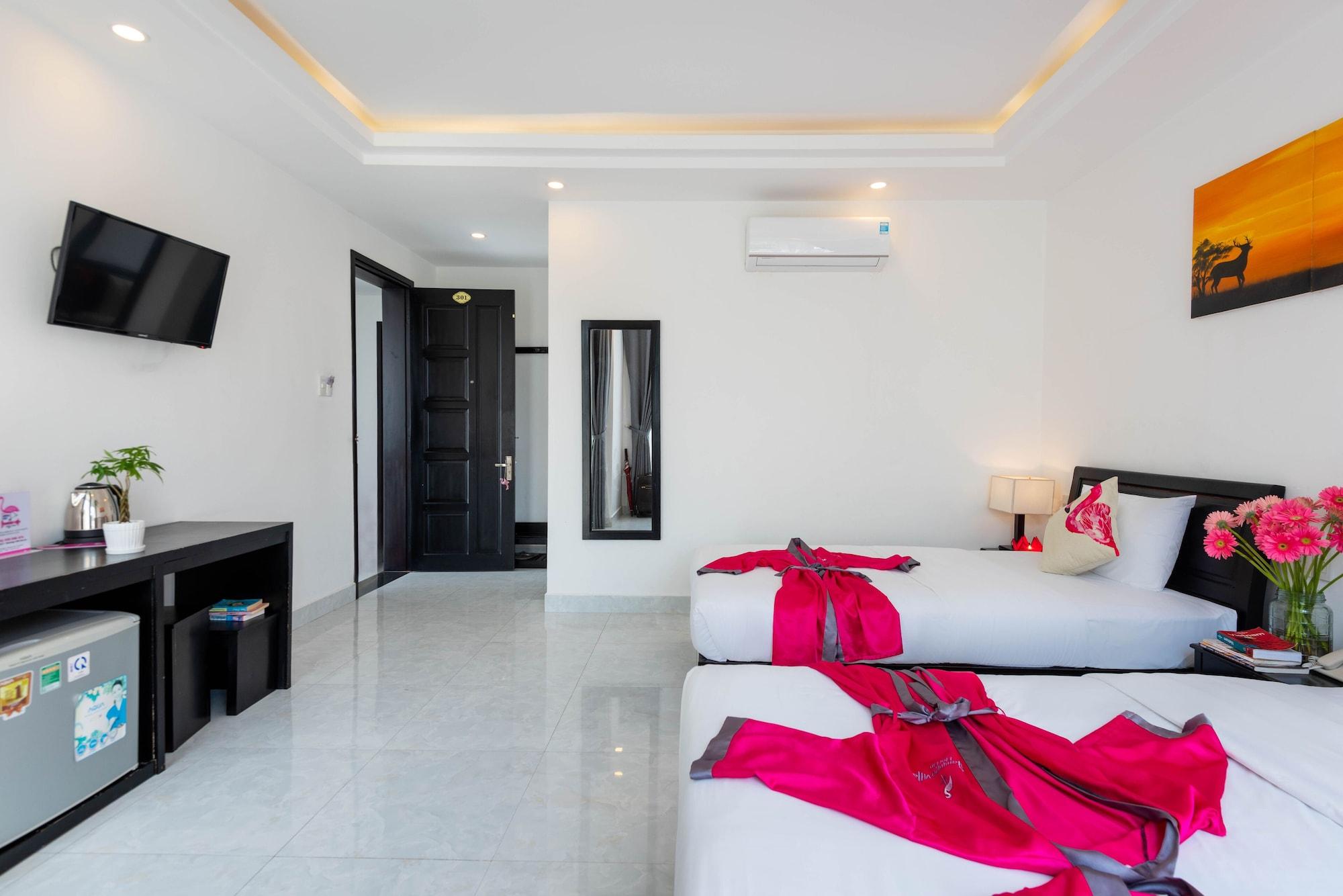 Flamingo Villa Homestay - Big Rooms With Balcony - Close To Hoi An Old Town 200M & Temple Bridge - Large Outside Pool For Sun Bathing Extérieur photo